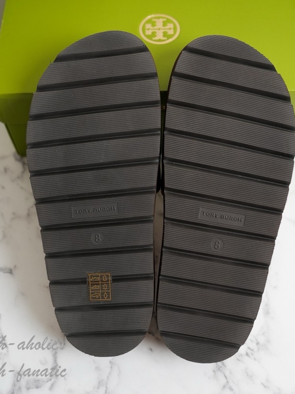 Tory Burch Tan Leather Slide Sandals with Gold Logo - Picture 3 of 3